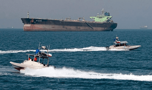IRGC Serang Kapal Tanker yang Didukung AS Setelah Abaikan Peringatan